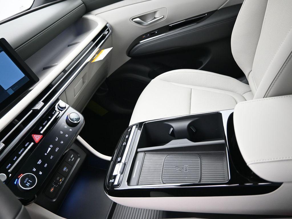 new 2026 Hyundai TUCSON Hybrid car, priced at $41,525