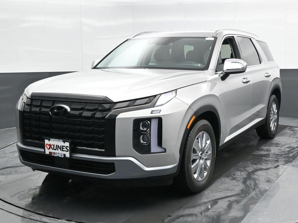 new 2025 Hyundai Palisade car, priced at $42,825