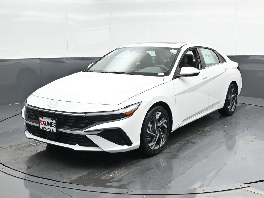 new 2025 Hyundai Elantra car, priced at $25,965