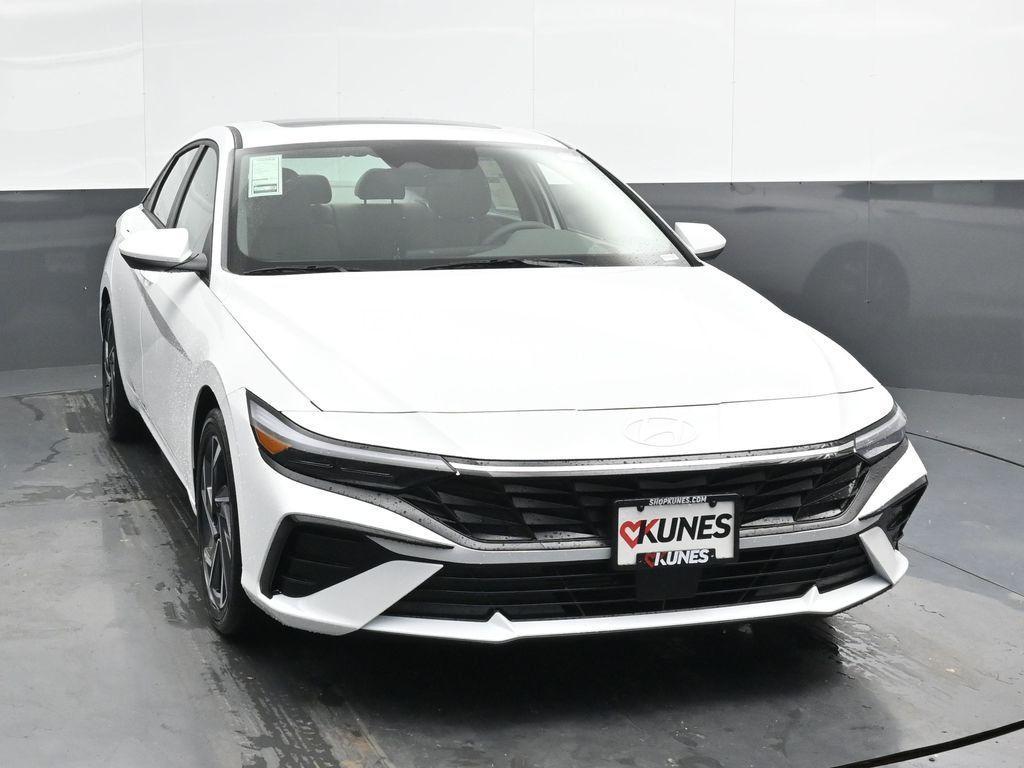 new 2025 Hyundai Elantra car, priced at $25,965