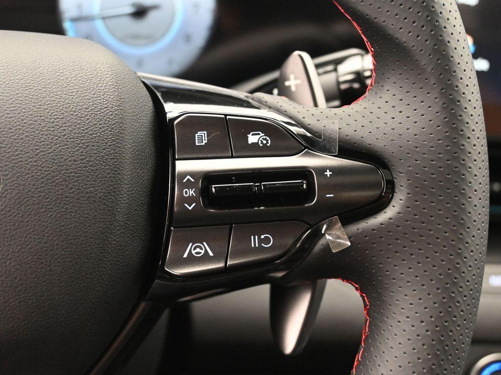 new 2025 Hyundai Elantra car, priced at $28,372