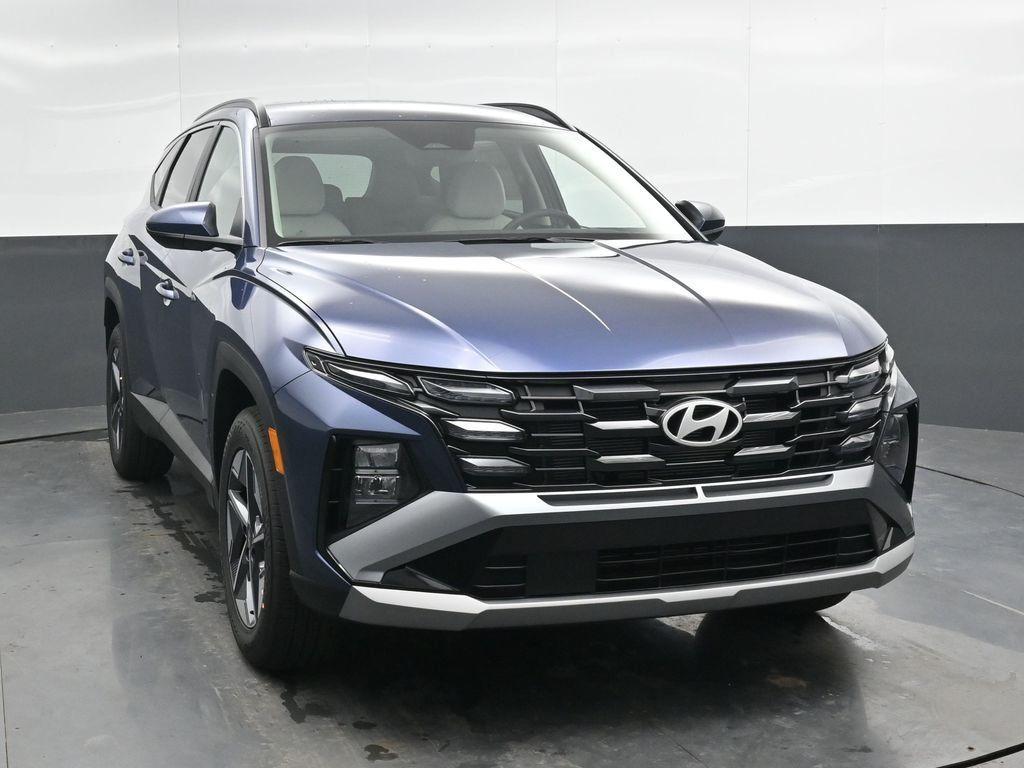 new 2025 Hyundai Tucson car, priced at $33,045