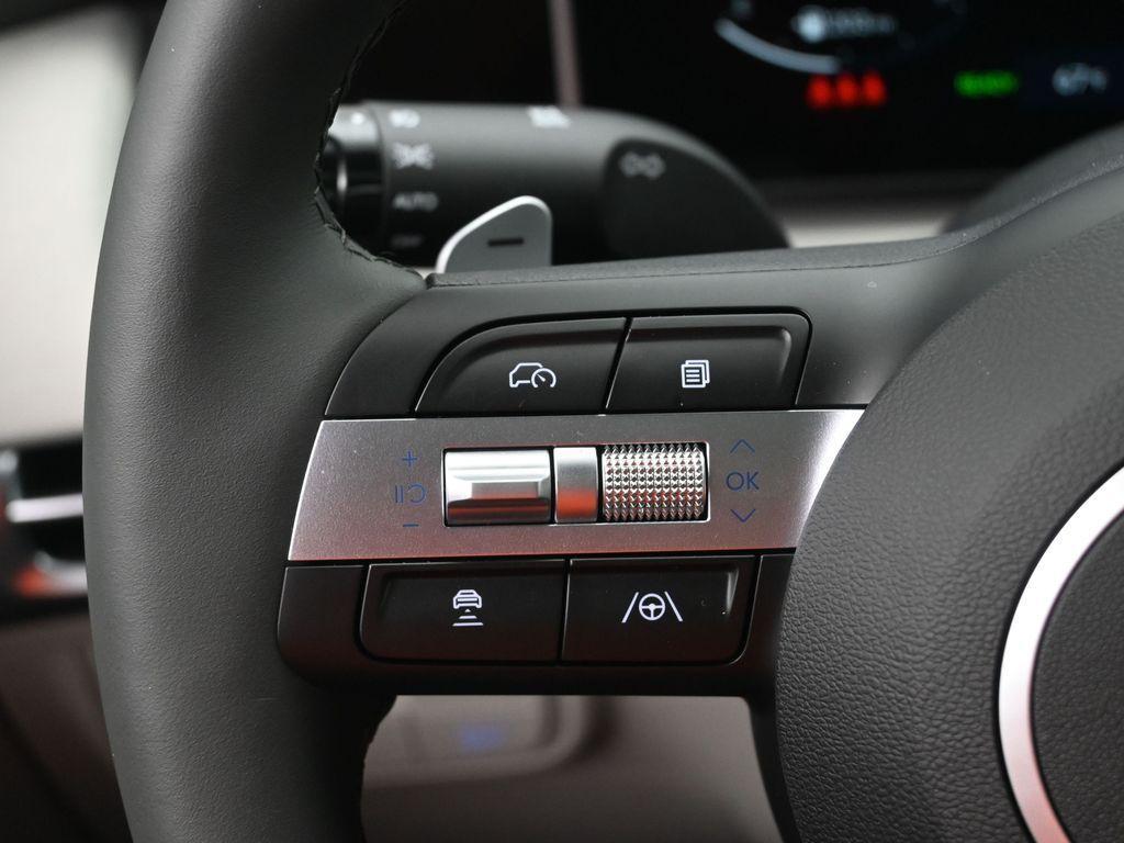 new 2025 Hyundai TUCSON Hybrid car, priced at $41,360