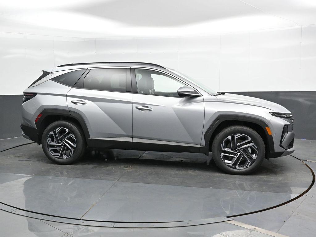 new 2025 Hyundai TUCSON Hybrid car, priced at $41,200