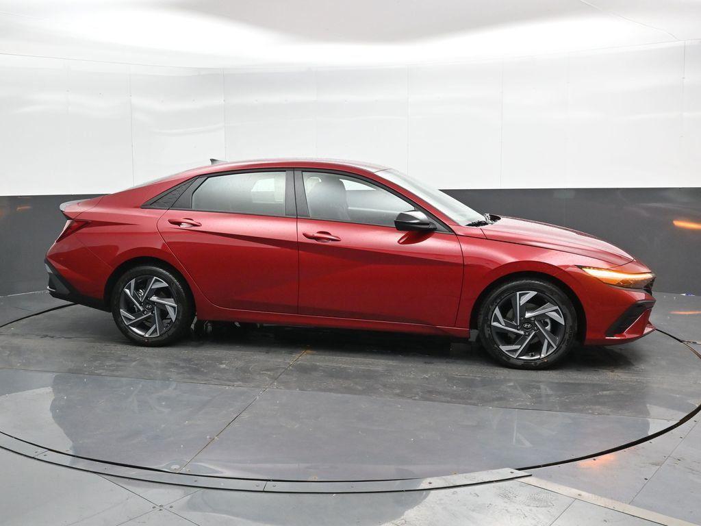 new 2025 Hyundai Elantra car, priced at $23,385