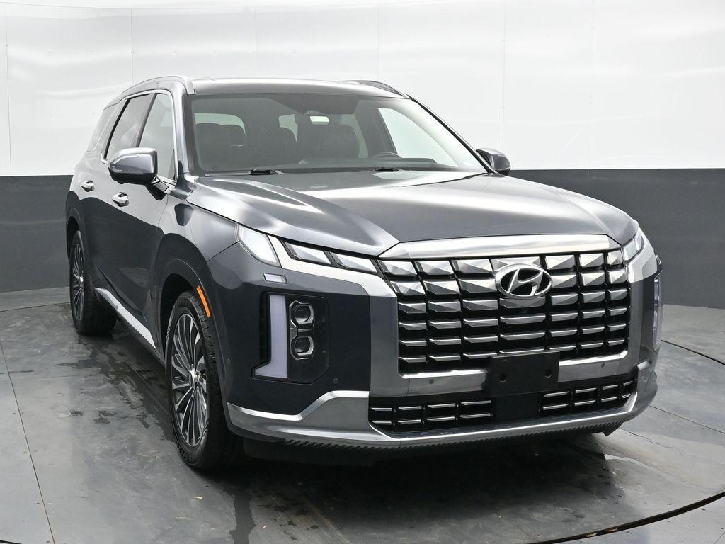 used 2024 Hyundai Palisade car, priced at $39,304