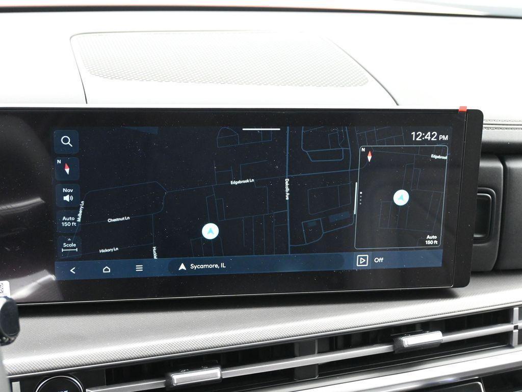 used 2025 Hyundai Santa Fe car, priced at $34,572