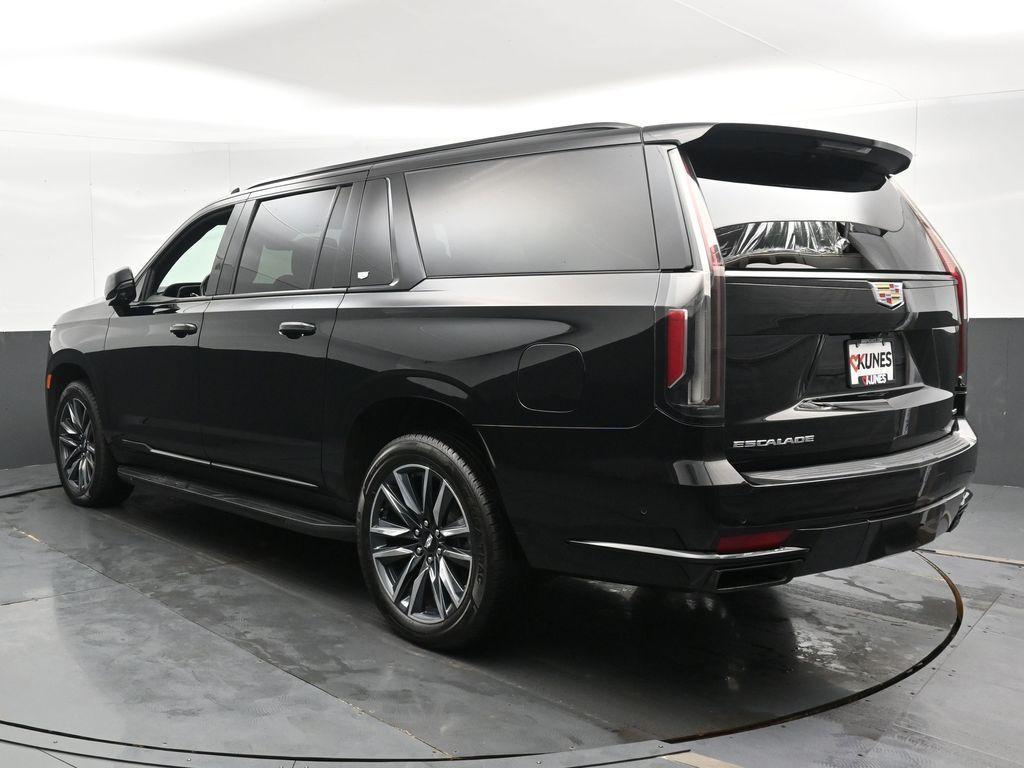 used 2023 Cadillac Escalade ESV car, priced at $72,987