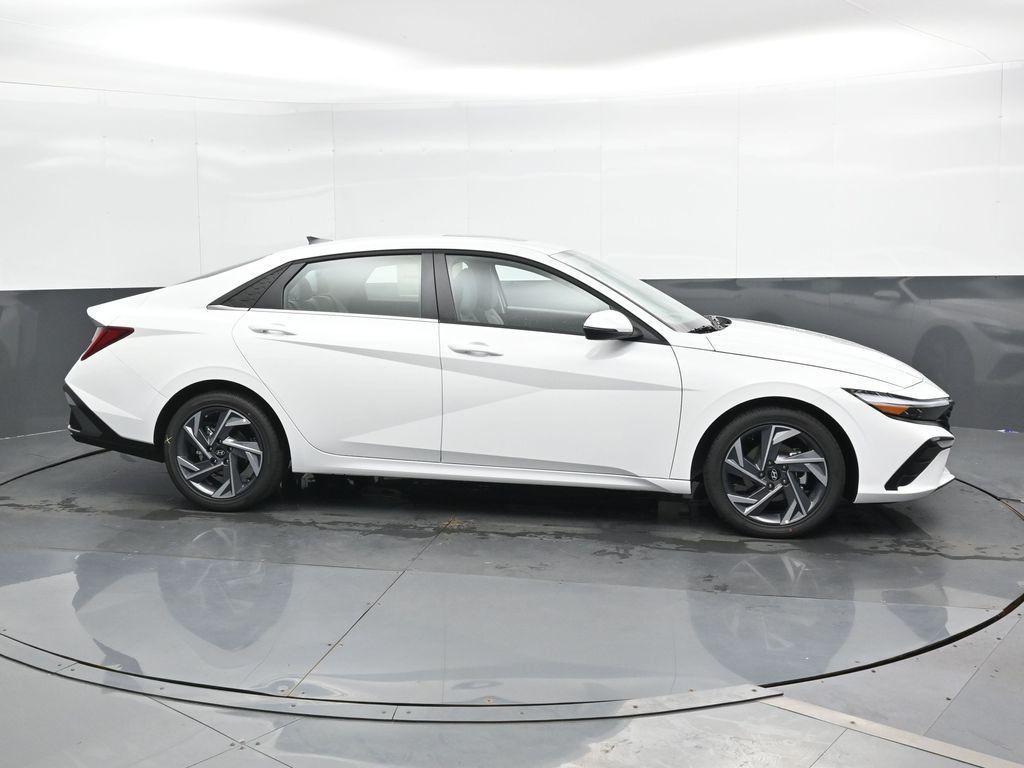 new 2025 Hyundai Elantra car, priced at $26,544