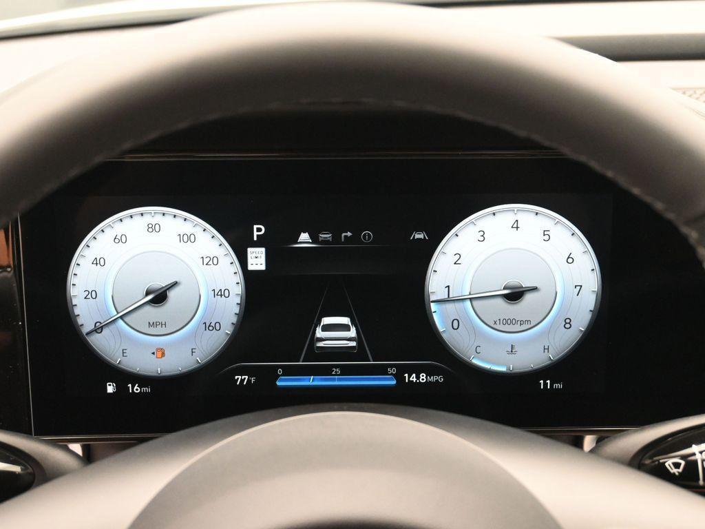 new 2025 Hyundai Elantra car, priced at $26,544