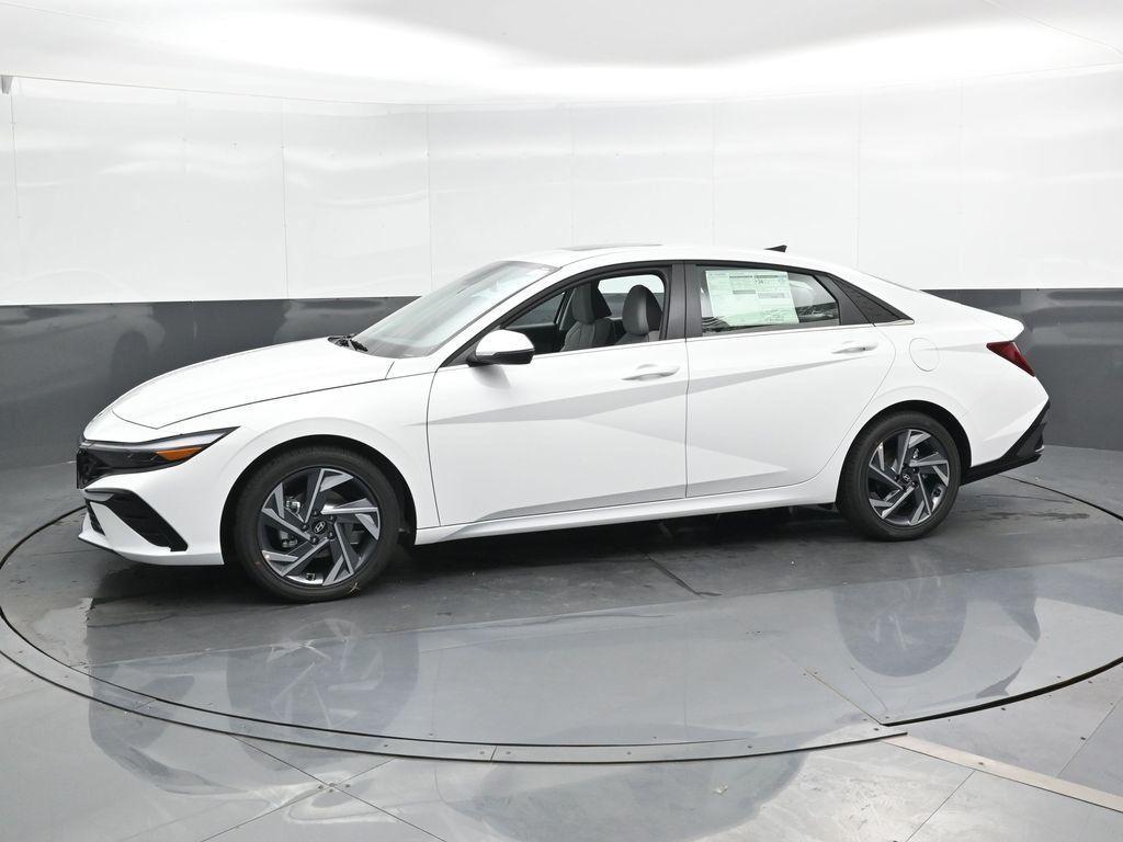 new 2025 Hyundai Elantra car, priced at $26,544