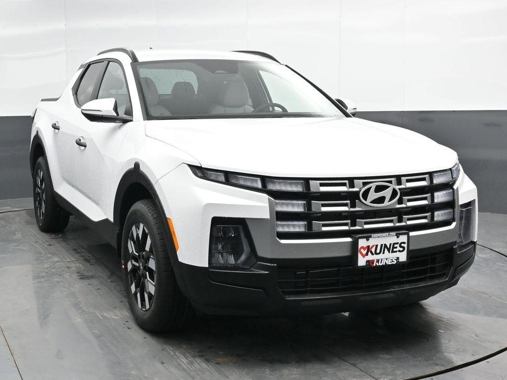 new 2025 Hyundai SANTA CRUZ car, priced at $31,805