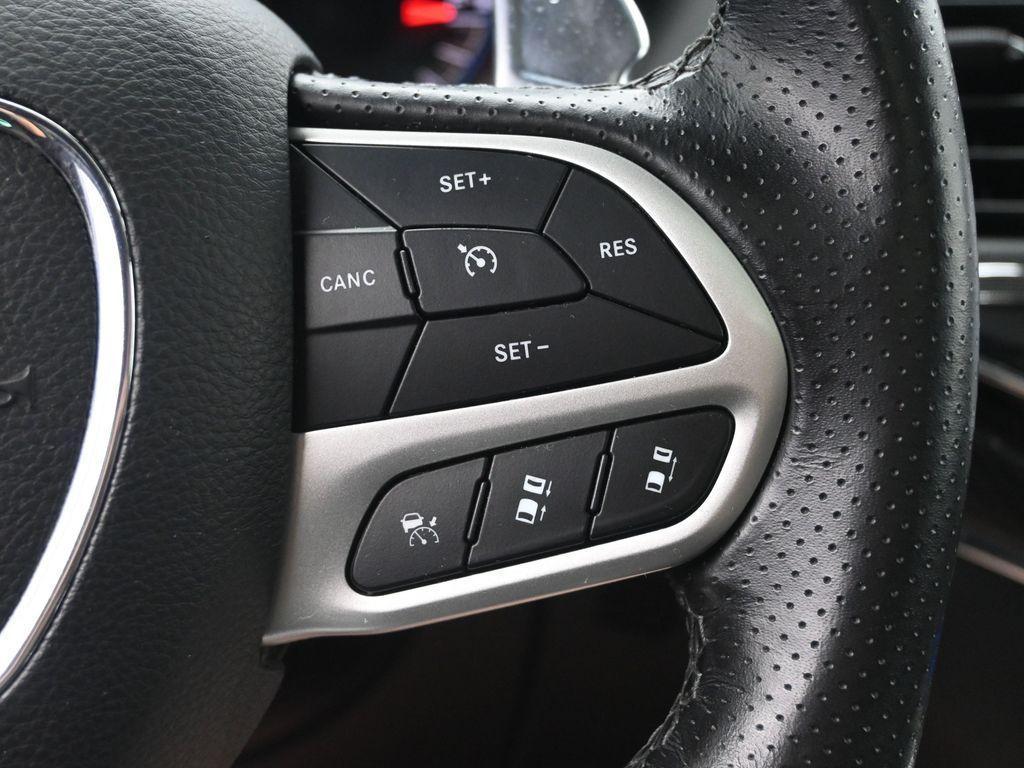 used 2020 Jeep Grand Cherokee car, priced at $52,997