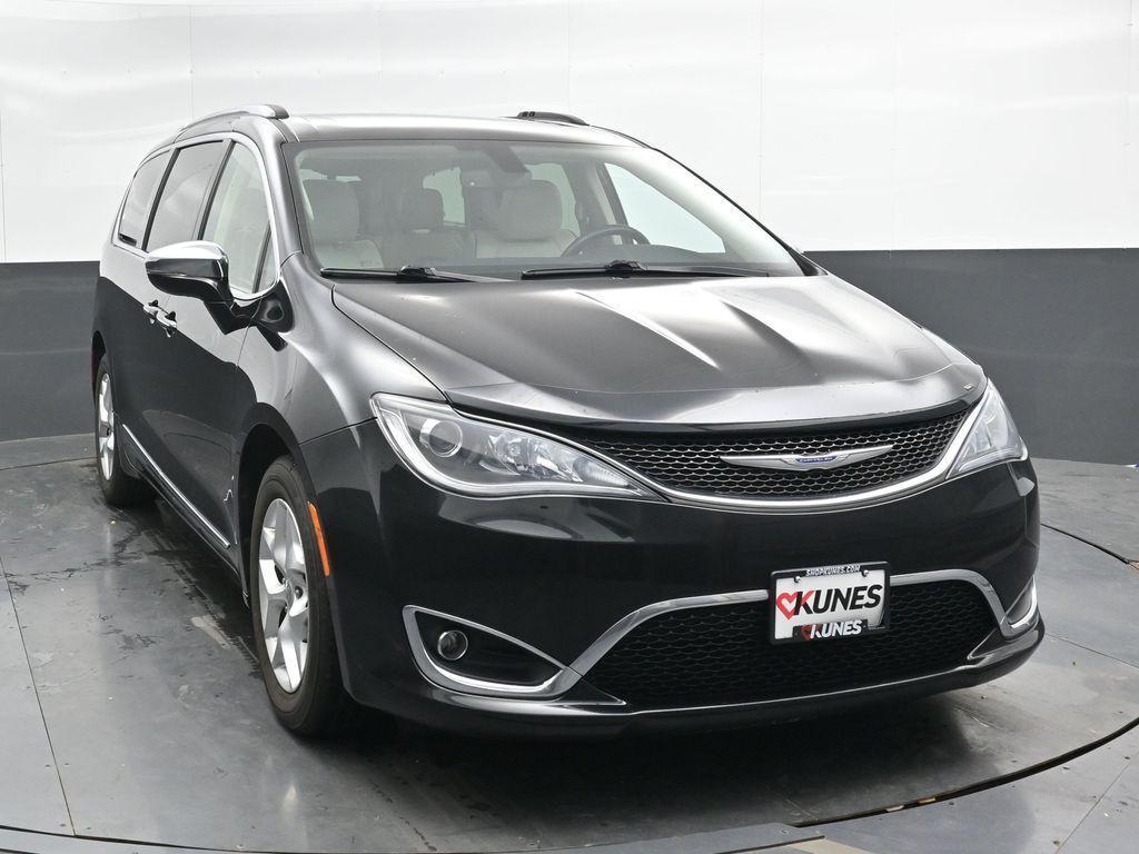 used 2020 Chrysler Pacifica car, priced at $22,025