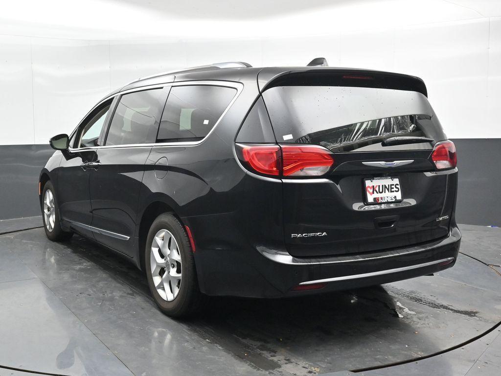 used 2020 Chrysler Pacifica car, priced at $22,025