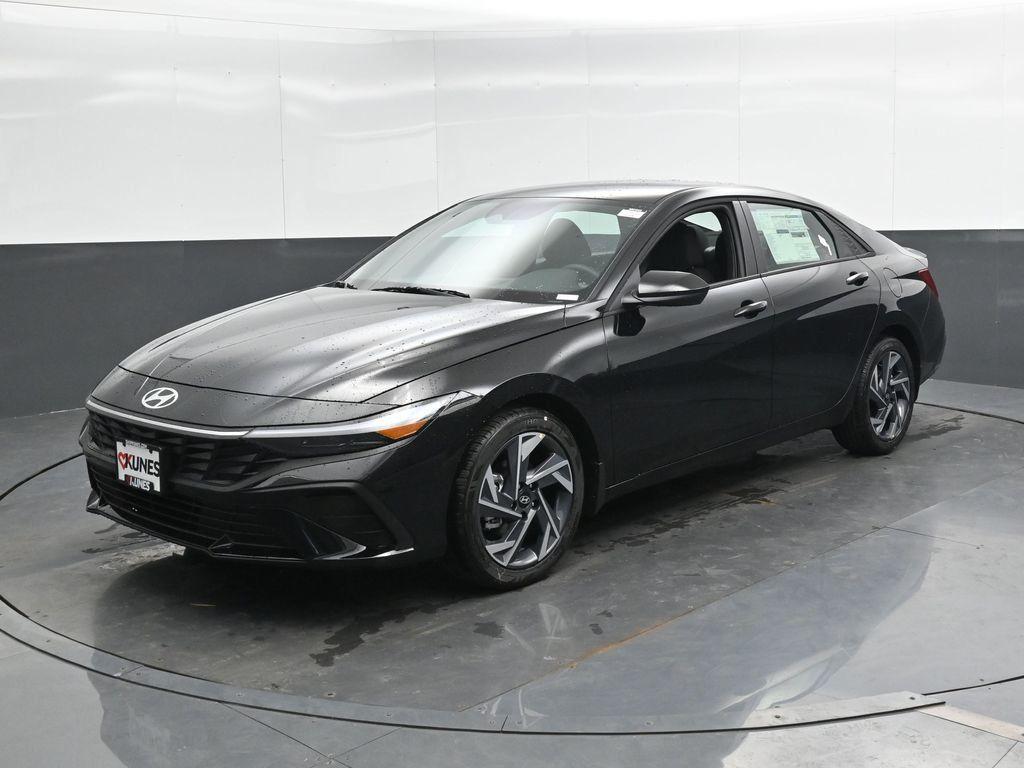 new 2025 Hyundai Elantra car, priced at $22,349