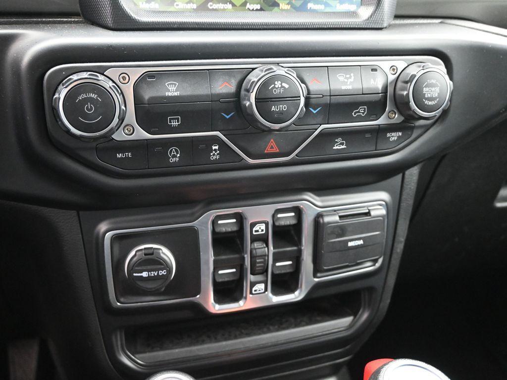 used 2023 Jeep Gladiator car, priced at $27,352