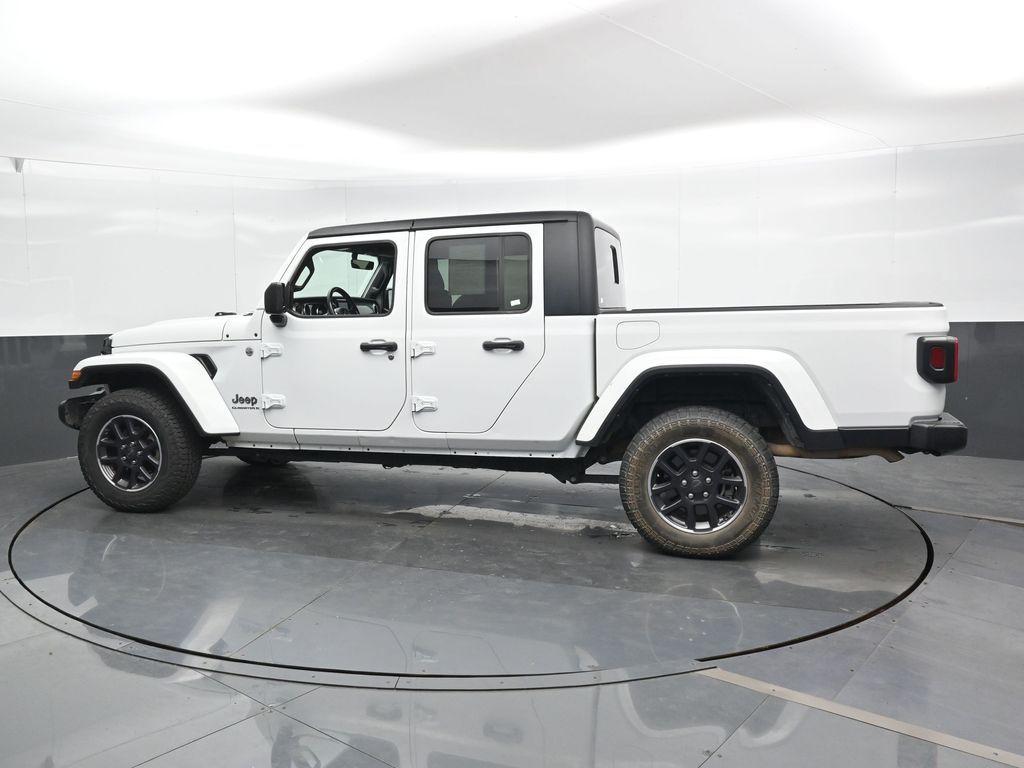 used 2023 Jeep Gladiator car, priced at $27,352