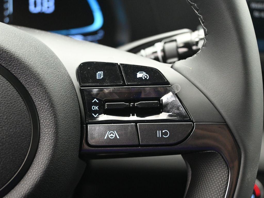 new 2025 Hyundai Elantra car, priced at $24,099