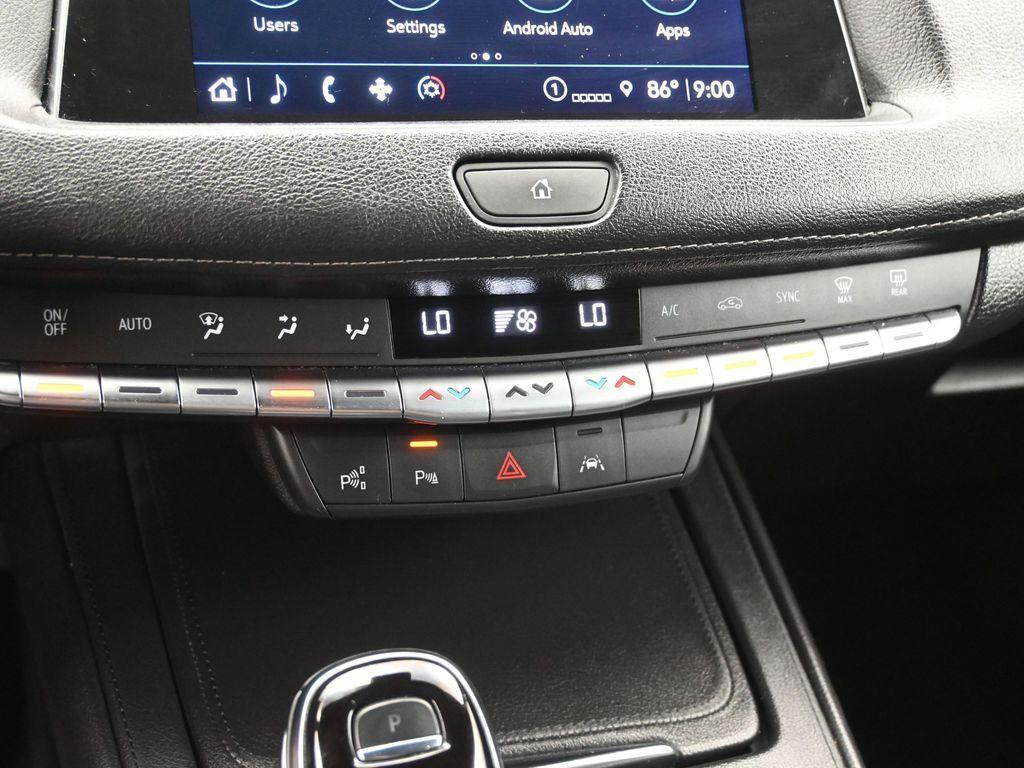 used 2022 Cadillac XT4 car, priced at $24,500