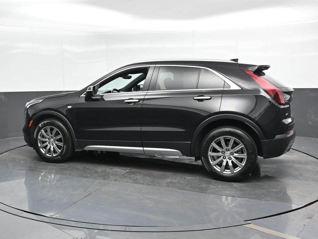 used 2022 Cadillac XT4 car, priced at $24,500