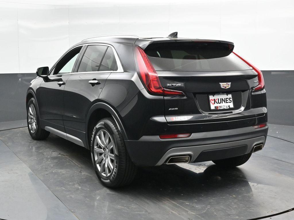 used 2022 Cadillac XT4 car, priced at $24,500