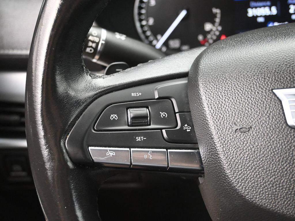 used 2022 Cadillac XT4 car, priced at $24,500