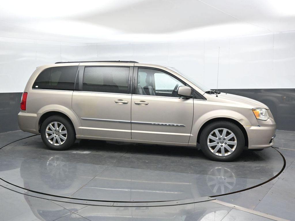 used 2014 Chrysler Town & Country car, priced at $5,790
