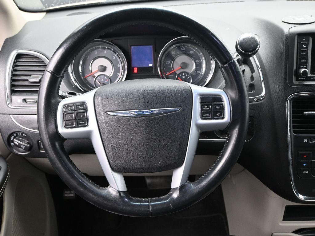 used 2014 Chrysler Town & Country car, priced at $5,790