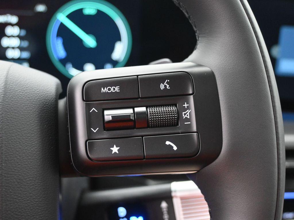 new 2025 Hyundai SANTA FE HEV car, priced at $46,755