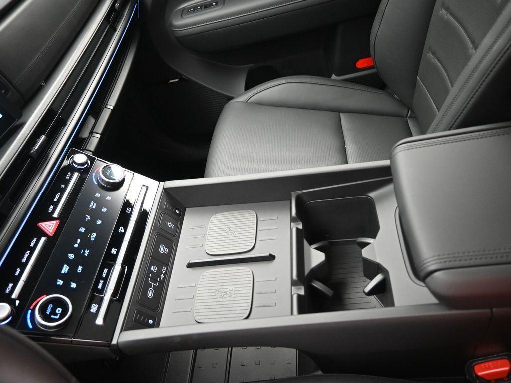 new 2025 Hyundai SANTA FE HEV car, priced at $46,755