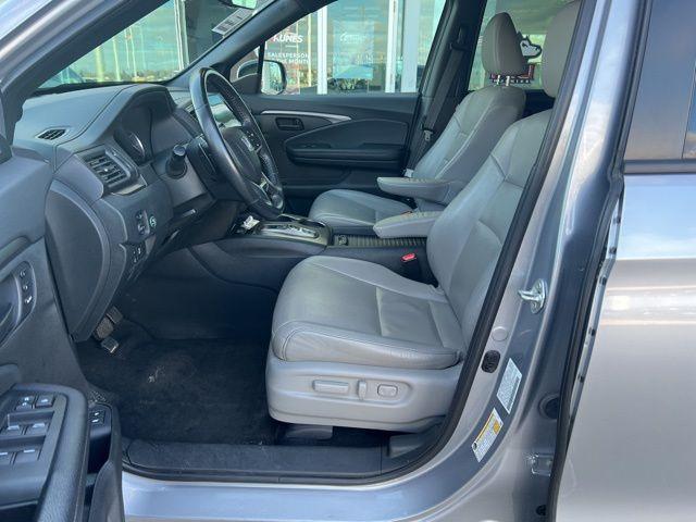 used 2022 Honda Passport car, priced at $26,577