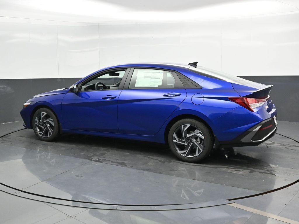 new 2025 Hyundai Elantra car, priced at $22,860