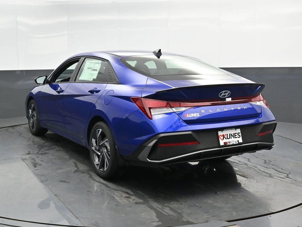 new 2025 Hyundai Elantra car, priced at $22,860