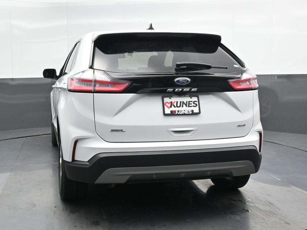 used 2024 Ford Edge car, priced at $22,726