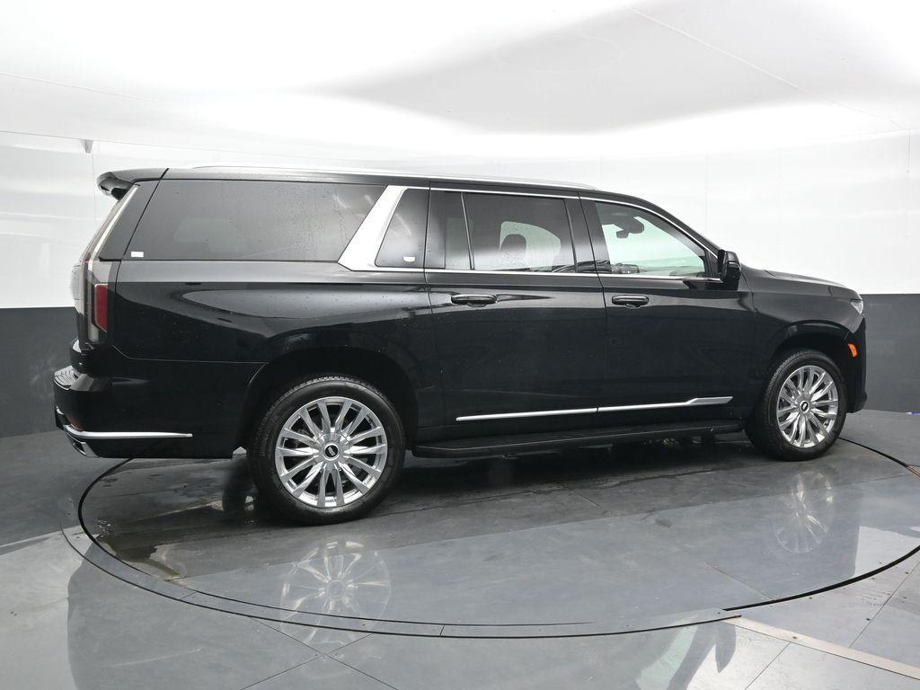 used 2023 Cadillac Escalade ESV car, priced at $67,704