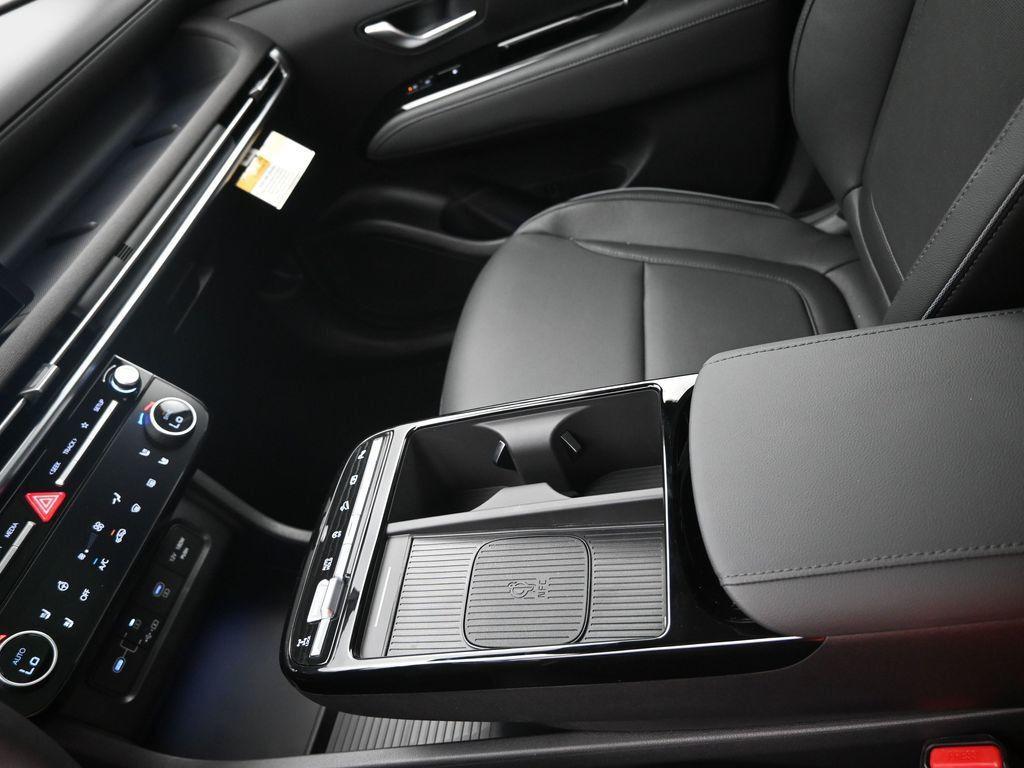 new 2025 Hyundai Tucson car, priced at $36,061