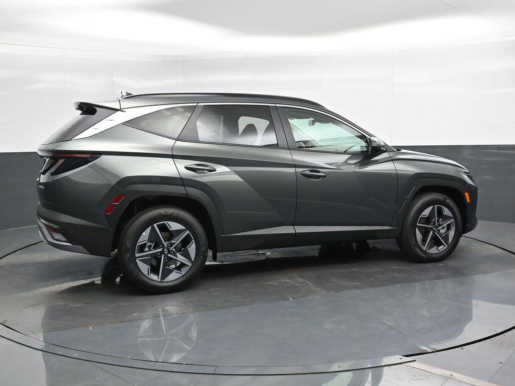 new 2025 Hyundai TUCSON Hybrid car, priced at $38,510