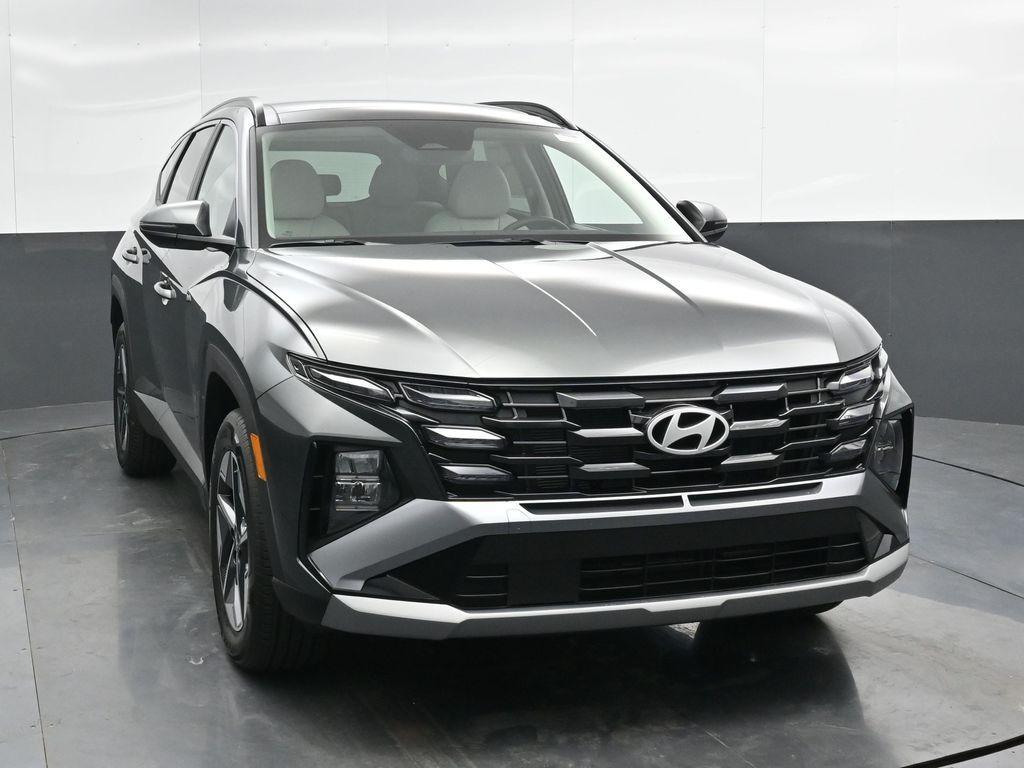 new 2025 Hyundai TUCSON Hybrid car, priced at $38,510
