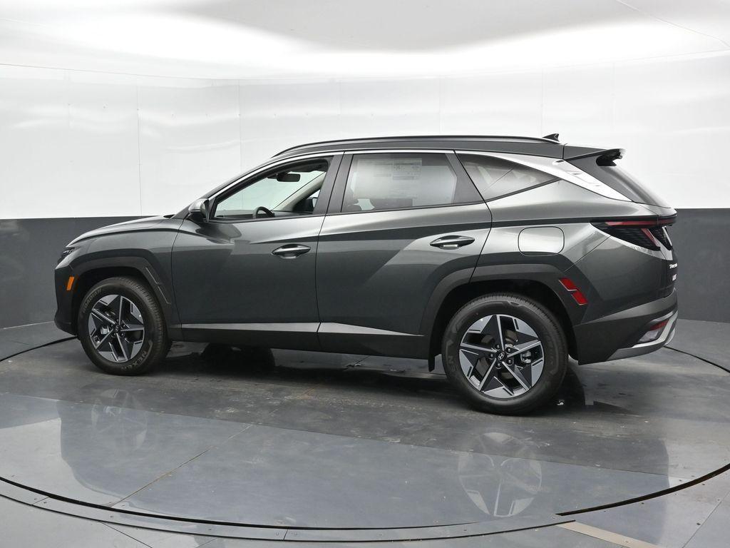 new 2025 Hyundai TUCSON Hybrid car, priced at $38,510