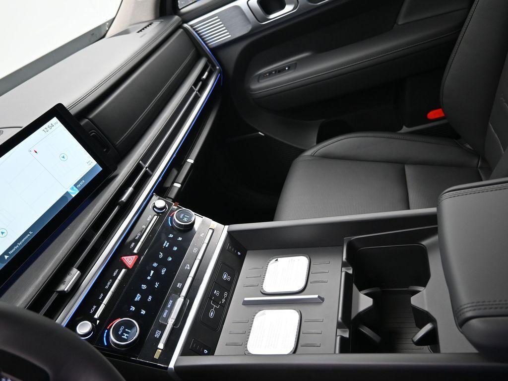 new 2026 Hyundai SANTA FE HEV car, priced at $44,530