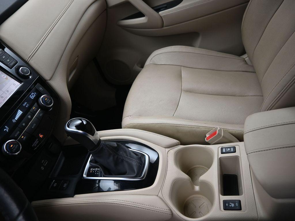 used 2020 Nissan Rogue car, priced at $18,898