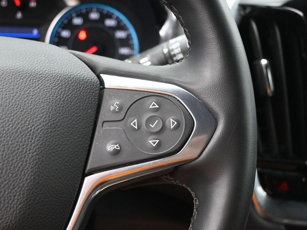 used 2023 Chevrolet Traverse car, priced at $29,983