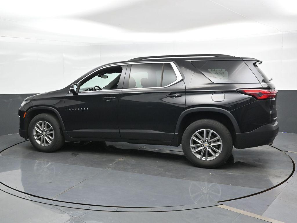 used 2023 Chevrolet Traverse car, priced at $29,983