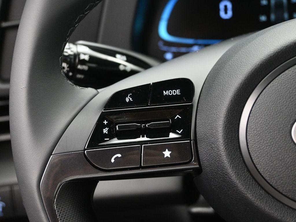 new 2025 Hyundai Elantra car, priced at $22,860
