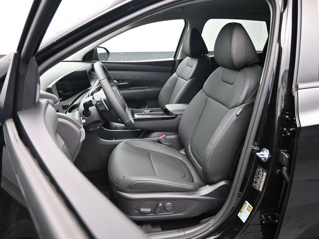 new 2026 Hyundai TUCSON Hybrid car, priced at $34,305