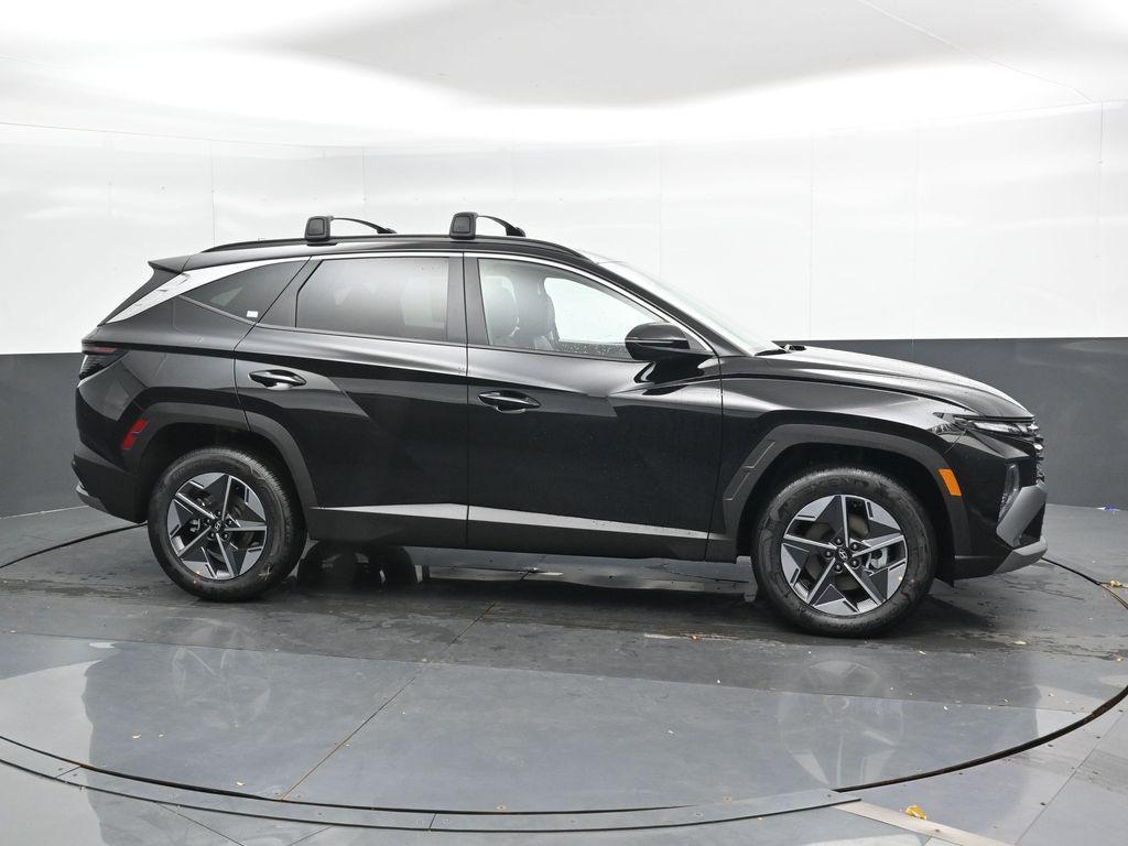 new 2026 Hyundai TUCSON Hybrid car, priced at $34,305