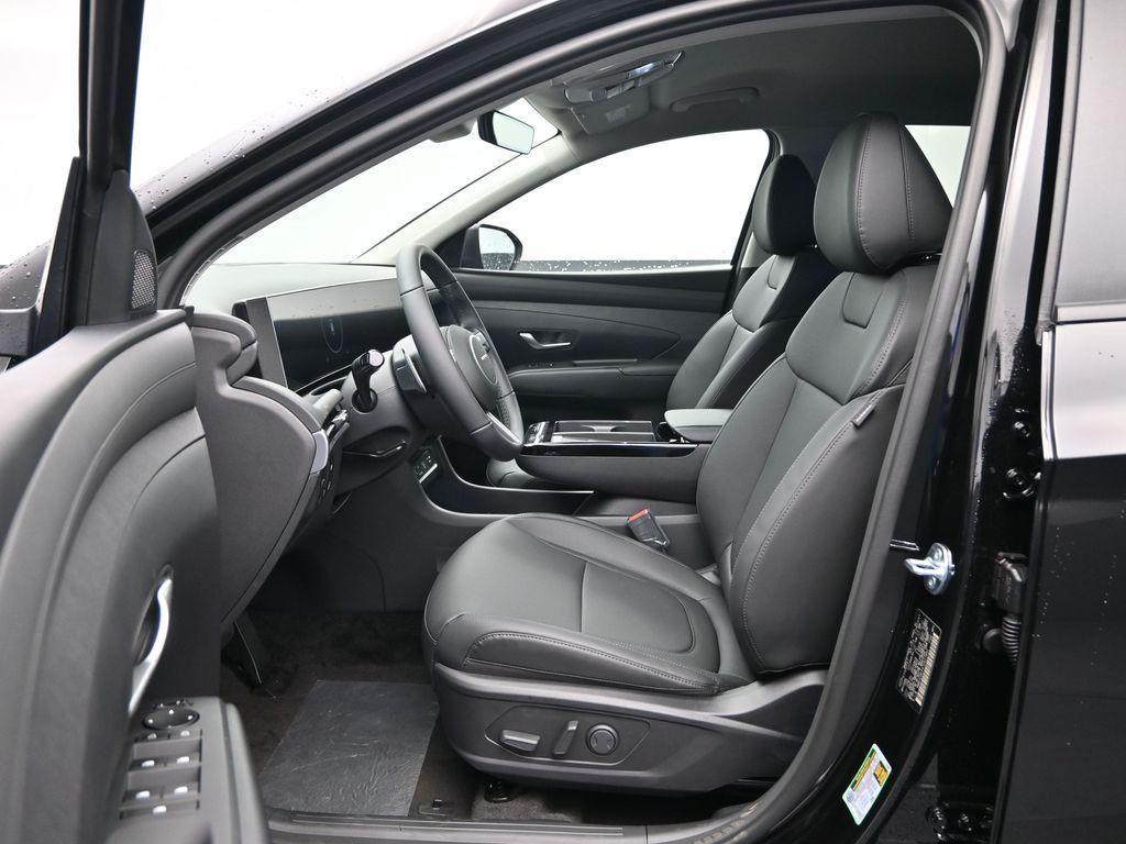 new 2026 Hyundai TUCSON Hybrid car, priced at $34,305
