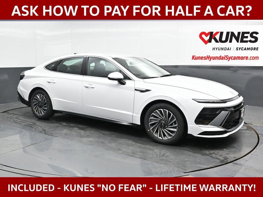 new 2025 Hyundai Sonata Hybrid car, priced at $31,675