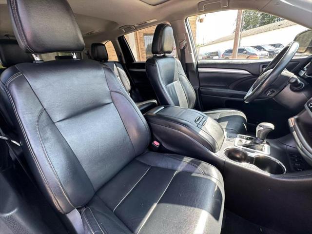 used 2018 Toyota Highlander car, priced at $17,495